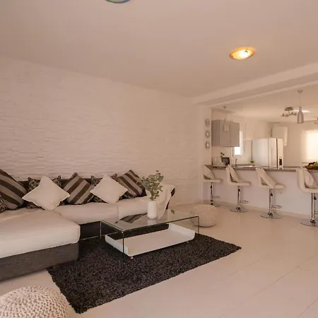 Sea Breezes Apartment Costa Adeje (Tenerife)