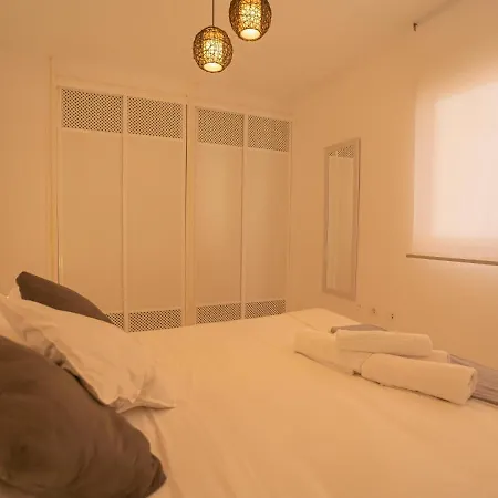 Sea Breezes 아파트 아데제