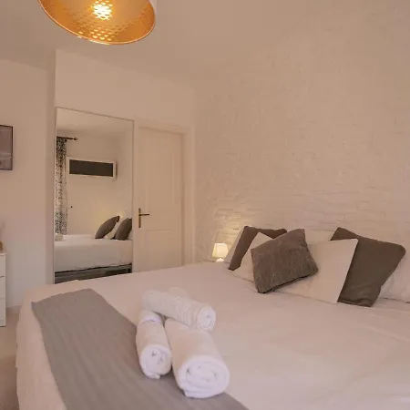 Sea Breezes - Free Wifi - Communal Pool Appartamento Costa Adeje (Tenerife)