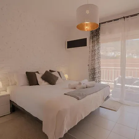 Sea Breezes - Free Wifi - Communal Pool Appartamento Costa Adeje (Tenerife)